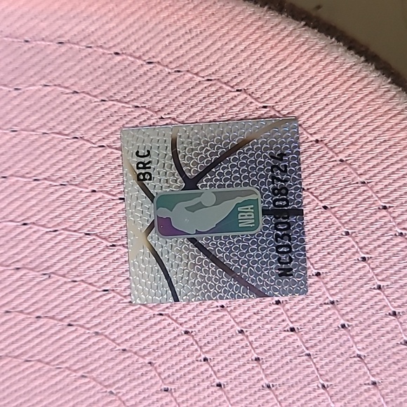 Mitchell and Ness LA Lakers Dynasty Hat - Picture 6 of 8